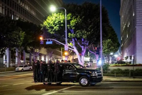 股盈汇 美国洛杉矶市长解除市中心宵禁